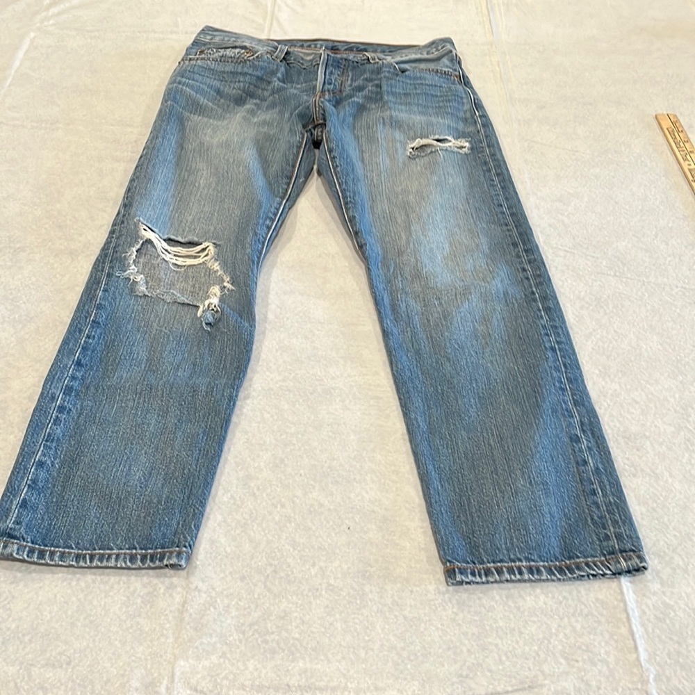 Men’s vintage 80s Levi 501 button fly